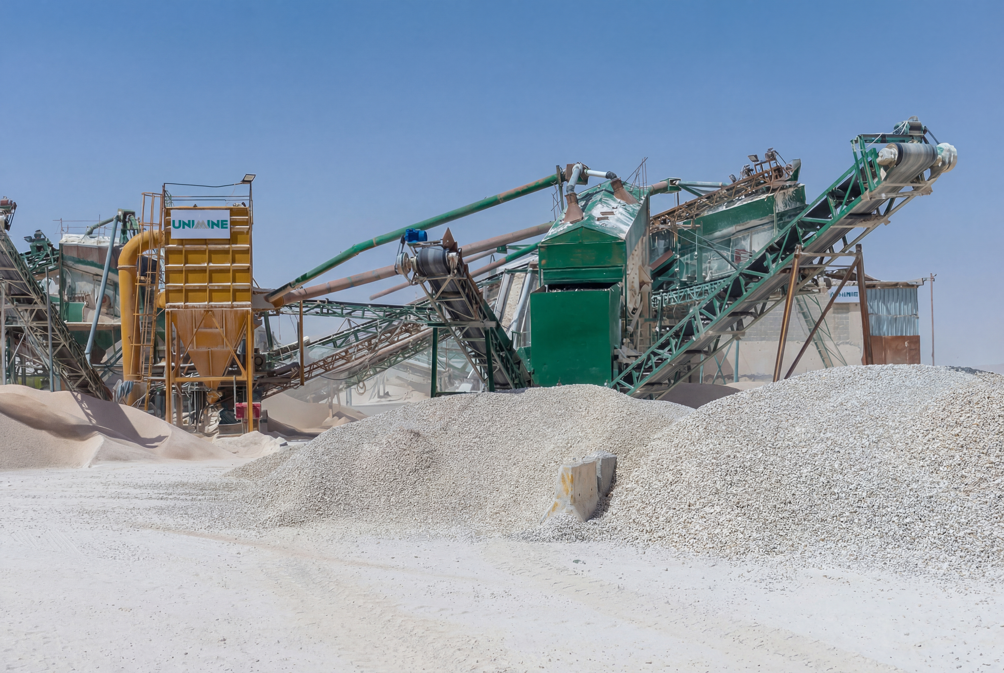 UNIMINE aggregate crushing facility